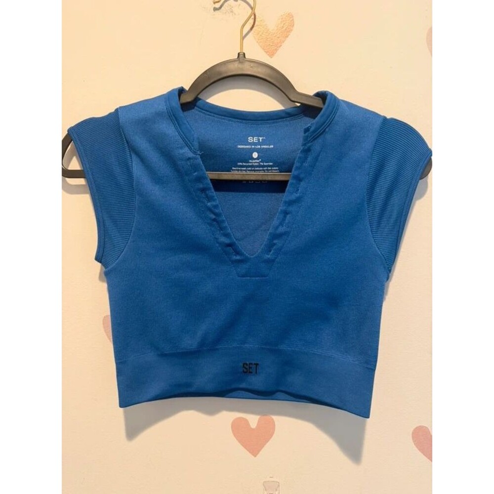Set Active Blue Top Small